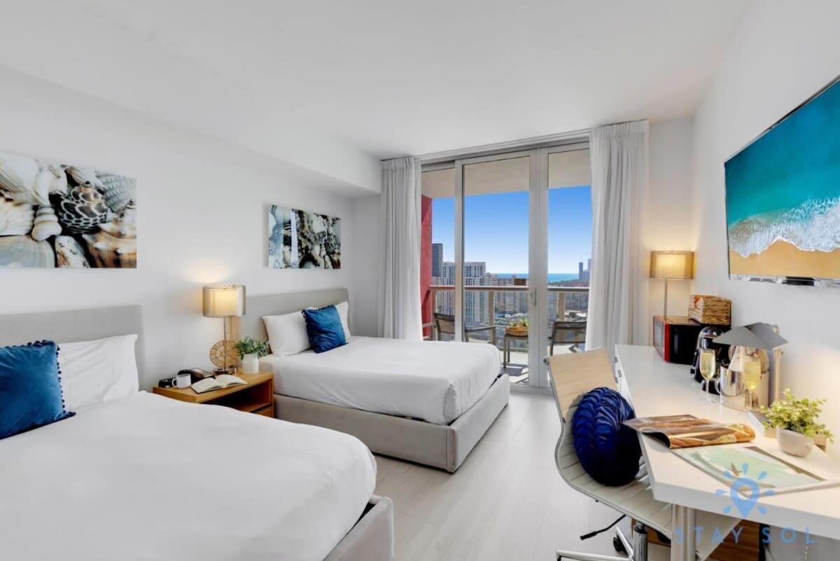 Amenities Balcony W Stunning Views-Beachfront Hallandale Beach Buitenkant foto